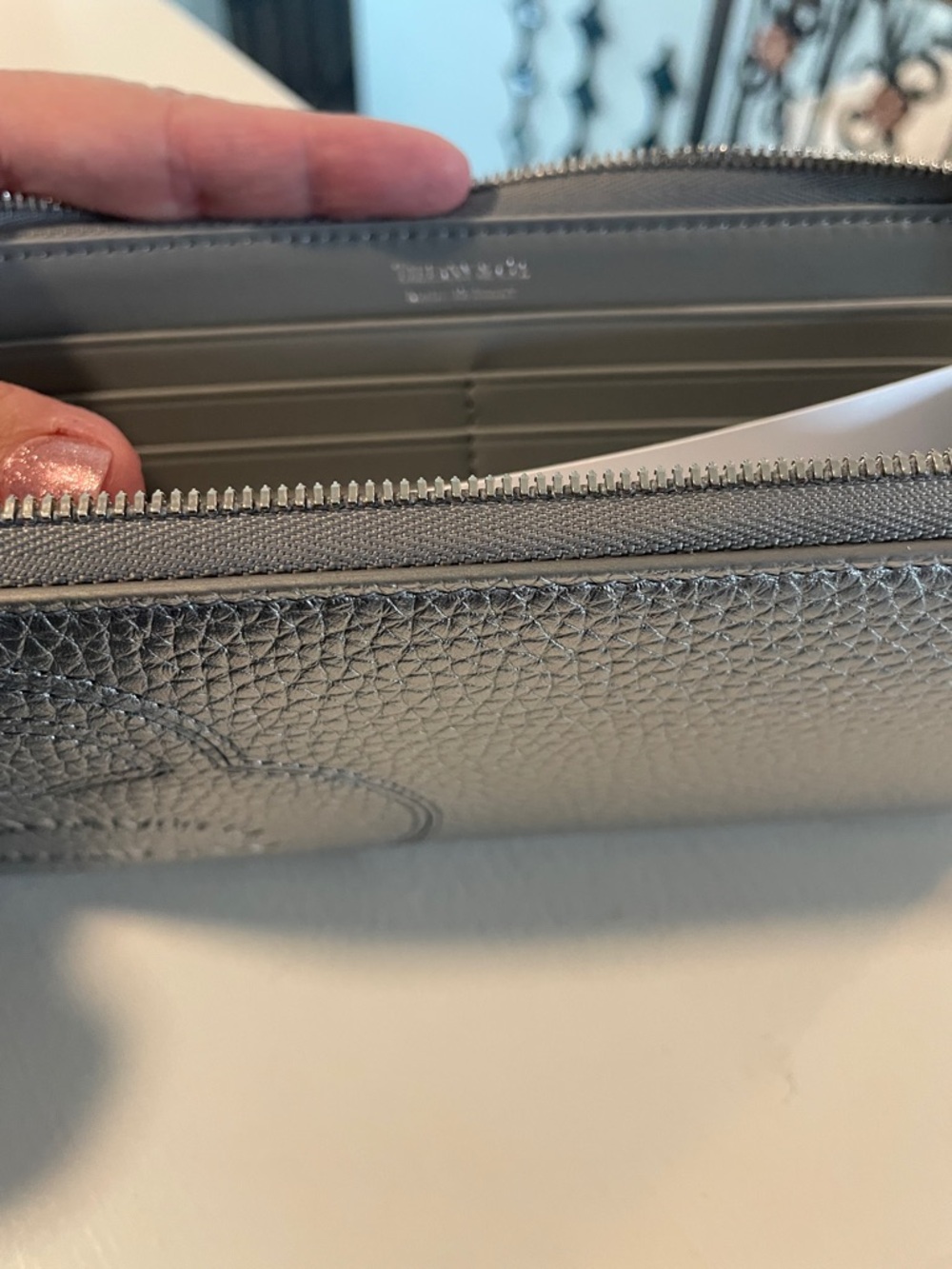 Tiffany & Co. Metallic Silver Pebbled Leather Large Zip Wallet w/Embossed Logo - Picture 6 of 10